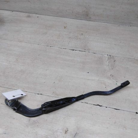 povodok-stekloocistitelia-zadnego-kia-carens-i-rs-art-86772-big-0