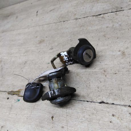 licinka-zamka-dveri-s-kliucom-daewoo-nexia-rest-art-86901-big-0