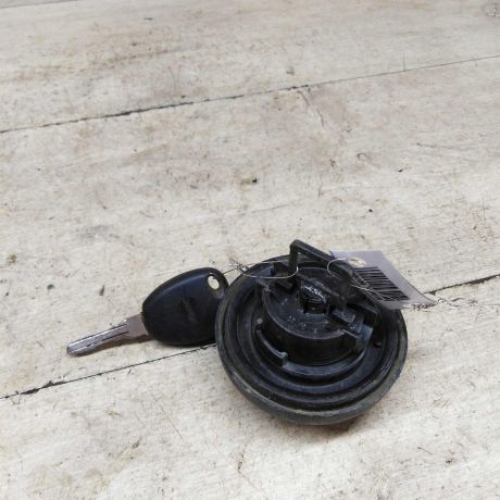 probka-benzobaka-kryska-renault-logan-i-art-87342-big-2