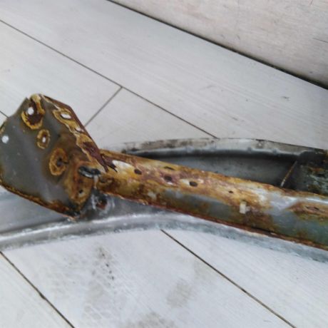 peredniaia-panel-televizor-lada-largus-renault-logan-i-art-87569-big-4