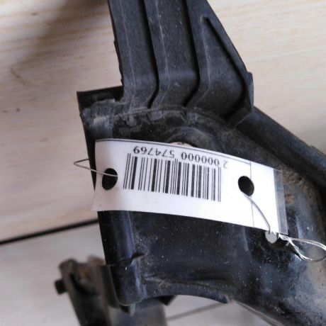 peredniaia-panel-televizor-kia-rio-ii-defekt-art-87636-big-6