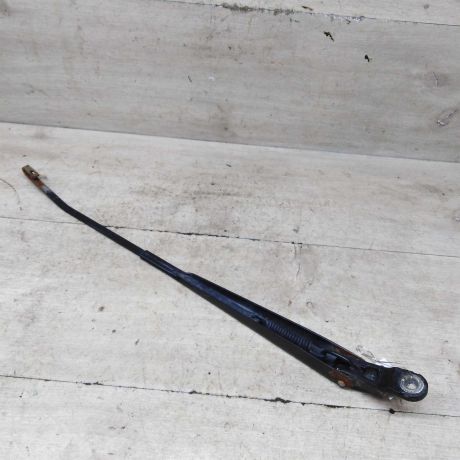 povodok-dvornika-pravyi-renault-logan-i-art-87818-big-0