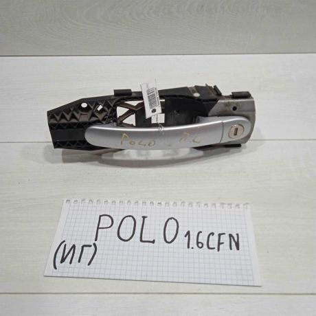 rucka-dveri-naruznaia-peredniaia-levaia-volkswagen-polo-5-art-88222-big-2