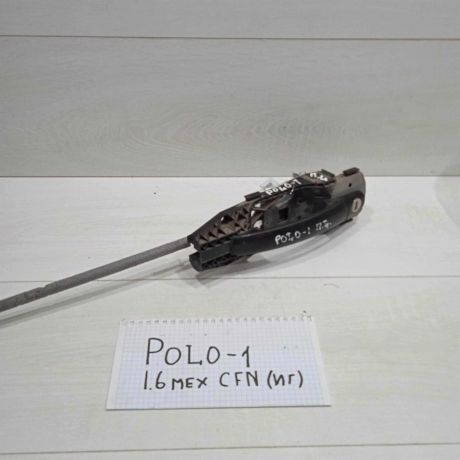 rucka-dveri-naruznaia-peredniaia-levaia-volkswagen-polo-5-art-88237-big-0