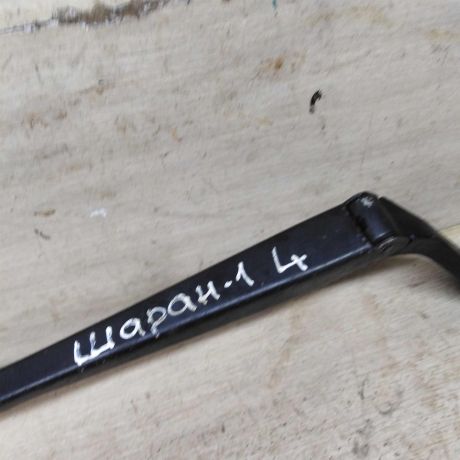 povodok-dvornika-levyi-volkswagen-sharan-art-90205-big-1