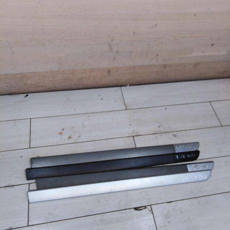 molding-dveri-perednii-pravyi-srednii-renault-megane-ii-art-91445-big-0