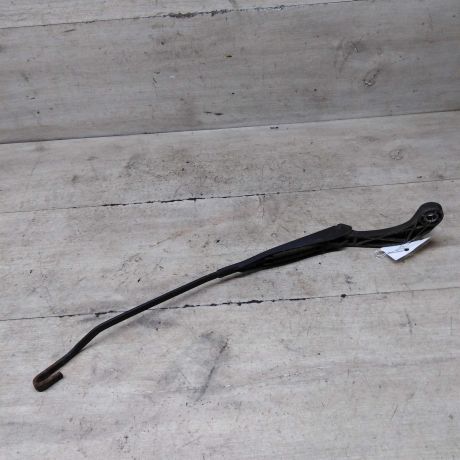 povodok-stekloocistitelia-pravyi-chery-amulet-a15-i-art-91500-big-1