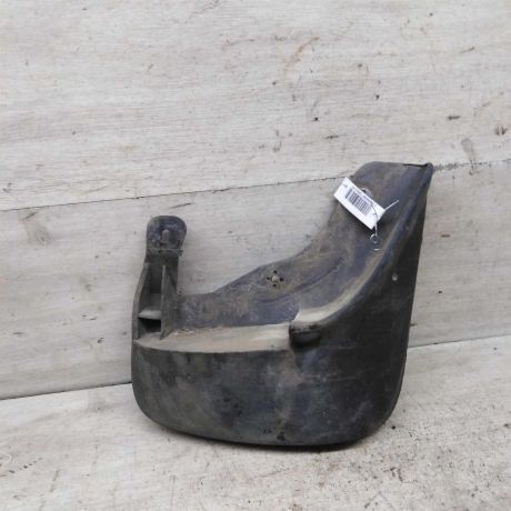 bryzgovik-perednii-pravyi-hyundai-santa-fe-i-art-91724-big-0