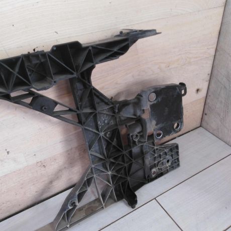 peredniaia-panel-televizor-renault-megane-iii-art-92226-big-6