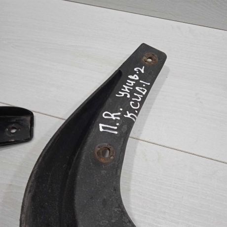 bryzgovik-perednii-kia-ceed-i-art-92657-big-2