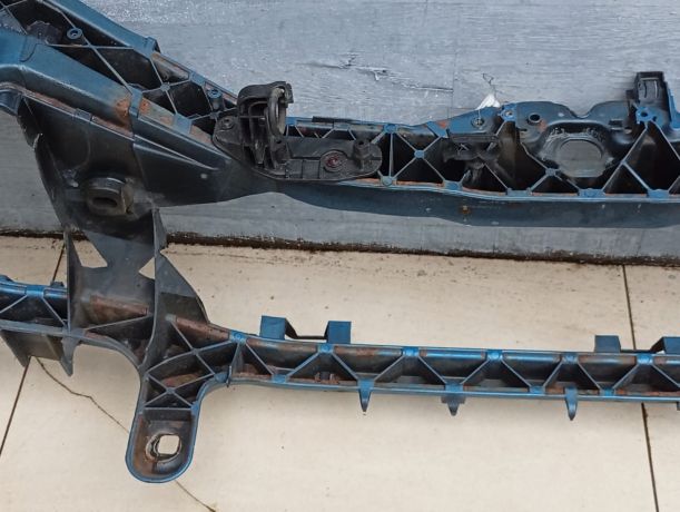 peredniaia-panel-televizor-ford-c-max-art-92926-big-3