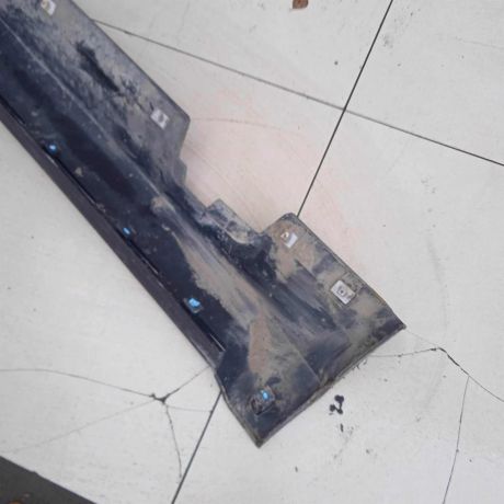 nakladka-na-porog-naruznaia-pravaia-hyundai-ix35-i-art-93360-big-9