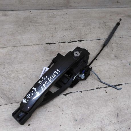 rucka-dveri-naruznaia-peredniaia-pravaia-ford-focus-3-art-93767-big-0