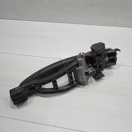 rucka-dveri-naruznaia-peredniaia-pravaia-ford-c-max-art-93897-big-1