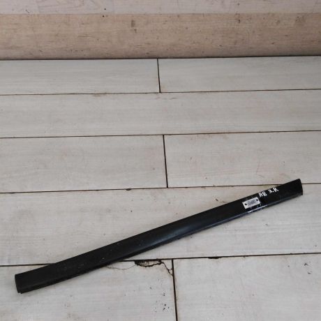 molding-dveri-zadnii-pravyi-audi-a8-d2-art-94299-big-0