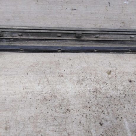 molding-dveri-zadnii-levyi-niznii-volkswagen-passat-b6-art-94306-big-0