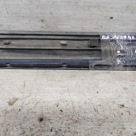 molding-dveri-zadnii-levyi-niznii-volkswagen-passat-b6-art-94306-big-5