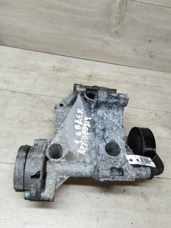 kronstein-natiazitelia-remnia-volkswagen-passat-b4-art-16108-big-1