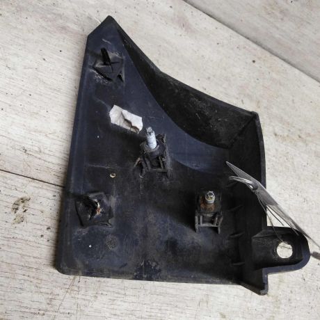 nakladka-pod-fonar-zadniaia-pravaia-ford-mondeo-3-art-94934-big-2