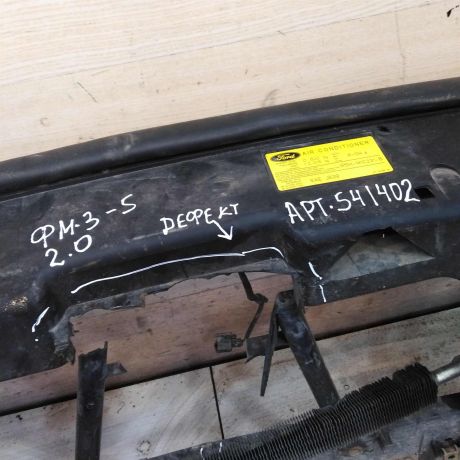 peredniaia-panel-televizor-ford-mondeo-3-defekt-art-95367-big-6