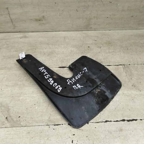 bryzgovik-perednii-pravyi-daewoo-nexia-art-95457-big-0