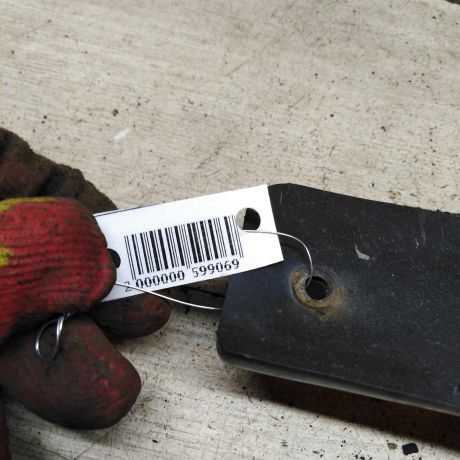 bryzgovik-perednii-pravyi-daewoo-nexia-art-95457-big-1