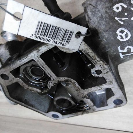 korpus-maslianogo-filtra-volkswagen-transporter-t5-art-16250-big-1