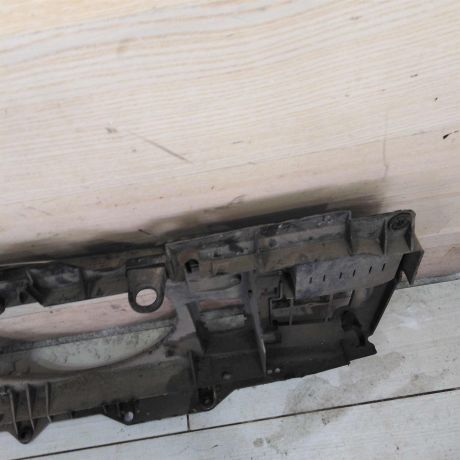 peredniaia-panel-televizor-peugeot-partner-i-restailing-art-96268-big-2