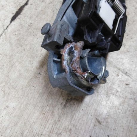 rucka-dveri-naruznaia-zadniaia-pravaia-volkswagen-jetta-5-volkswagen-golf-5-art-96667-big-3