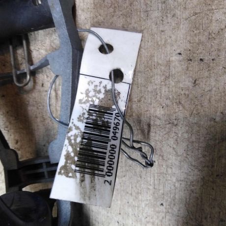 rucka-dveri-naruznaia-zadniaia-pravaia-volkswagen-jetta-5-volkswagen-golf-5-art-96667-big-2