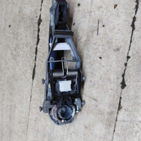 rucka-dveri-naruznaia-zadniaia-pravaia-volkswagen-jetta-5-volkswagen-golf-5-art-96667-big-1