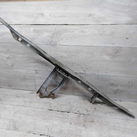 peredniaia-panel-televizor-renault-symbol-i-art-96785-big-0