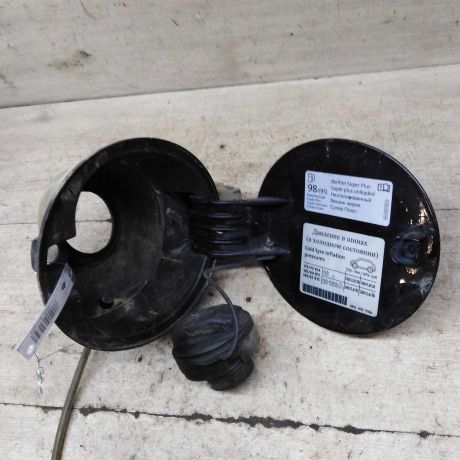 liucok-benzobaka-probka-kryska-volkswagen-polo-5-art-96806-big-2