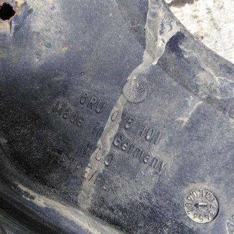 bryzgovik-zadnii-dva-stuki-volkswagen-polo-5-art-96807-big-4