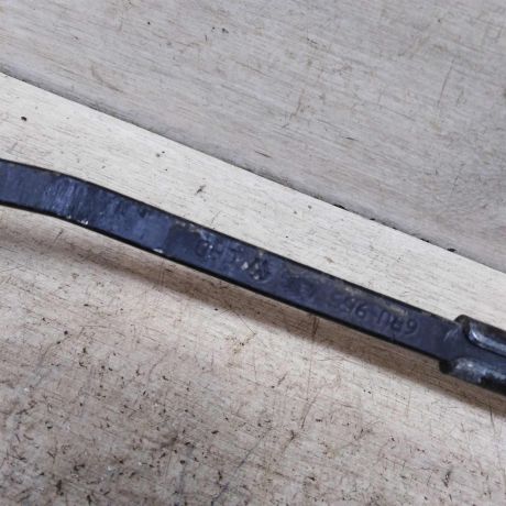 povodok-perednego-stekloocistitelia-pravyi-volkswagen-polo-5-art-96871-big-3