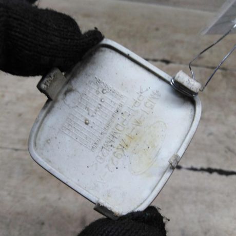 zagluska-otverstiia-zadnego-bampera-ford-focus-2-art-97079-big-2