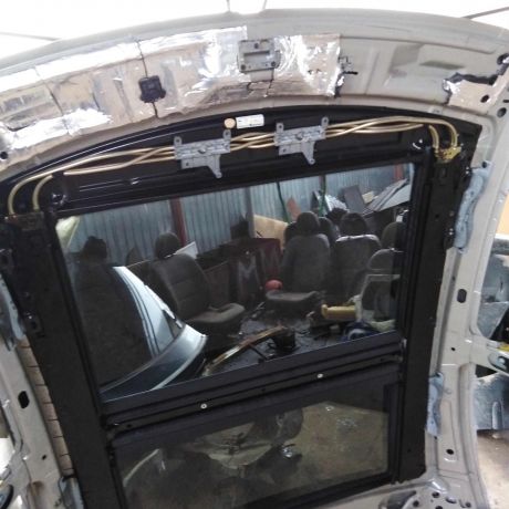 krysa-panoramnaia-mercedes-c-klass-w203-kupe-art-98080-big-5