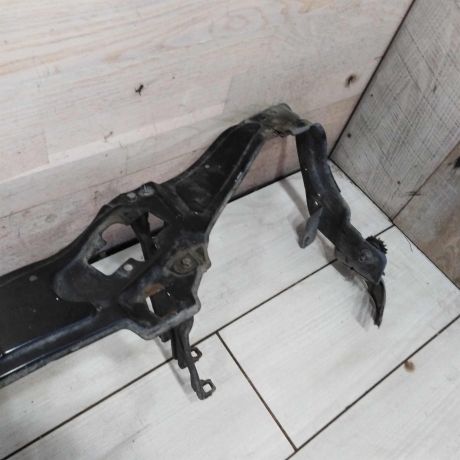 peredniaia-panel-televizor-mercedes-c-klass-w203-kupe-art-98082-big-3