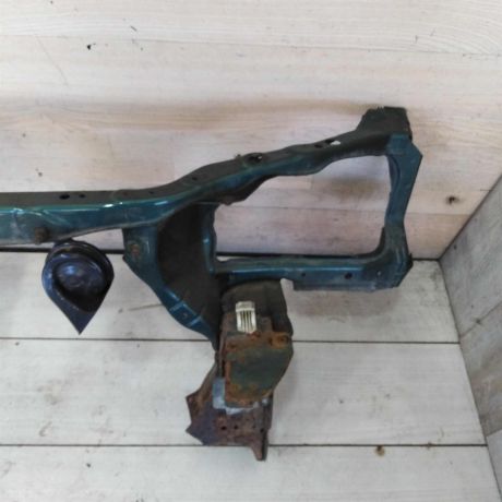 peredniaia-panel-televizor-nissan-primera-p12-art-98122-big-1