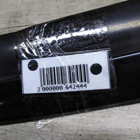 molding-lobovogo-stekla-verxnii-mercedes-c-klass-w203-kupe-art-98150-big-1