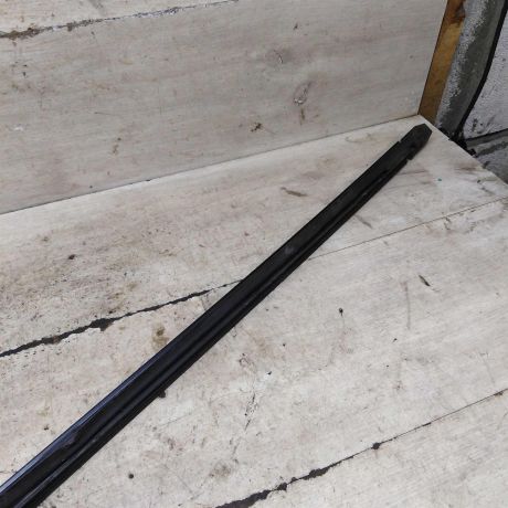 molding-lobovogo-stekla-levyi-mercedes-c-klass-w203-kupe-art-98193-big-3