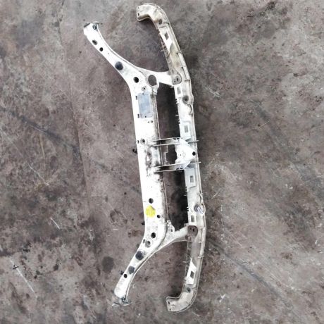 peredniaia-panel-televizor-ford-focus-i-art-98242-big-0