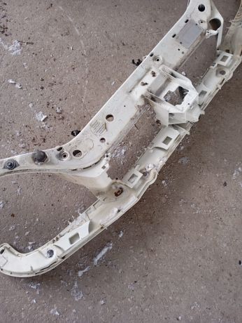 peredniaia-panel-televizor-ford-focus-i-art-98242-big-3