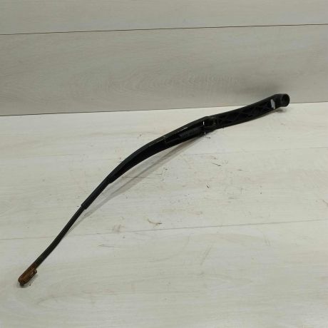 povodok-stekloocistitelia-pravyi-hyundai-santa-fe-ii-art-98992-big-0