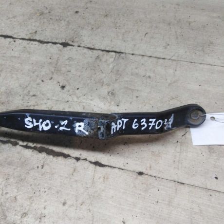 povodok-stekloocistitelia-perednii-pravyi-volvo-s40-volvo-v40-art-98993-big-1