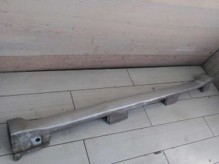 nakladka-na-porog-pravaia-naruznaia-toyota-avensis-iii-art-99142