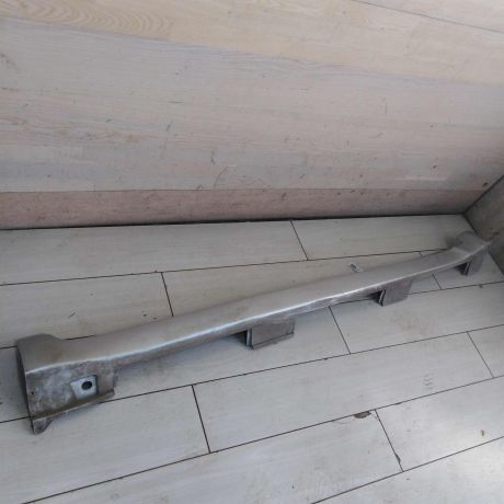 nakladka-na-porog-pravaia-naruznaia-toyota-avensis-iii-art-99142-big-0