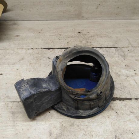 liucok-benzobaka-ford-focus-i-sedan-art-100187-big-3