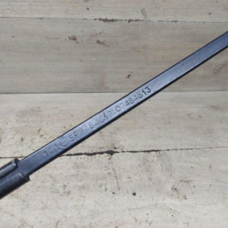 povodok-stekloocistitelia-pravyi-volvo-s80-art-100520-big-1