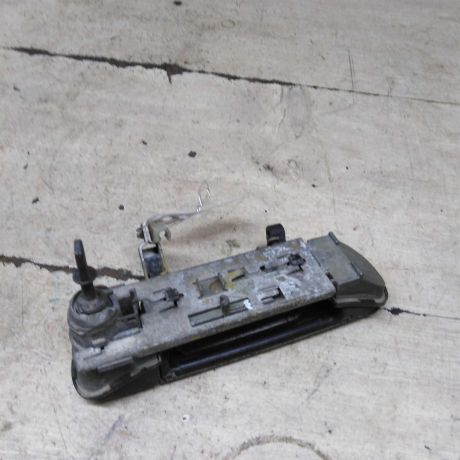 rucka-dveri-naruznaia-peredniaia-levaia-audi-a6-c5-art-100536-big-3